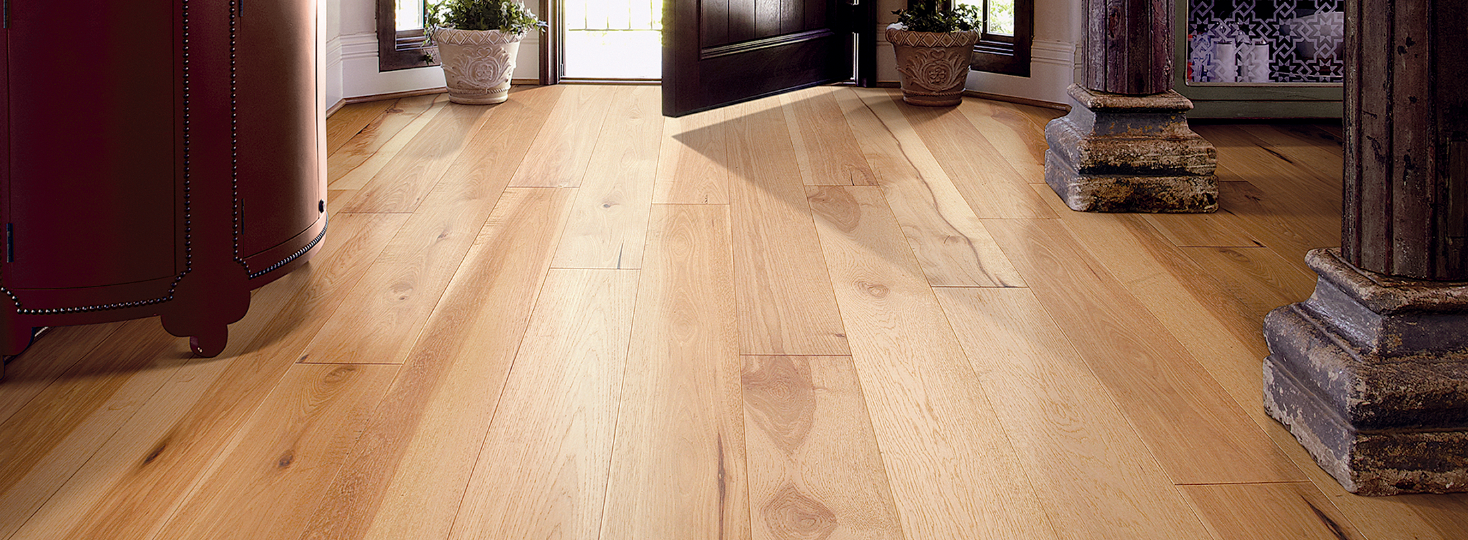 Hickory Oak Maple Hardwood Floors in Entryway